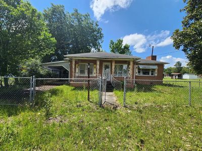 16 S Sumter St, Pinewood, SC, 29125