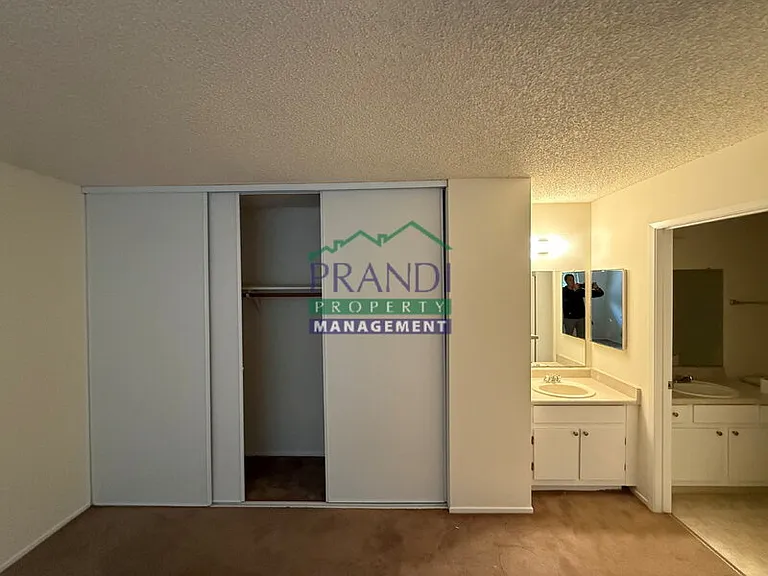 1591 Merritt Dr — Photo 11