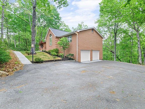 2nd image of 5751 Cox Hopkins Rd