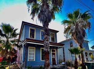 905 18th St, Galveston, TX 77550