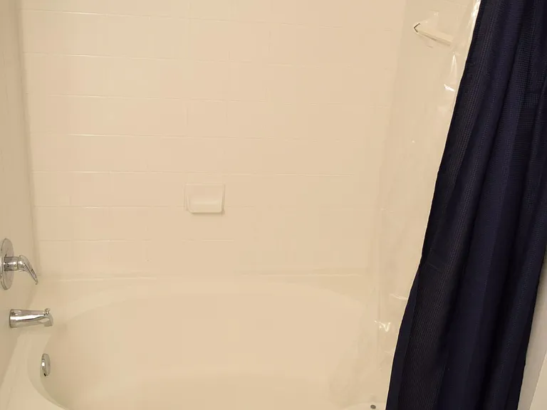 1136 Town Center Dr #14 — Photo 9
