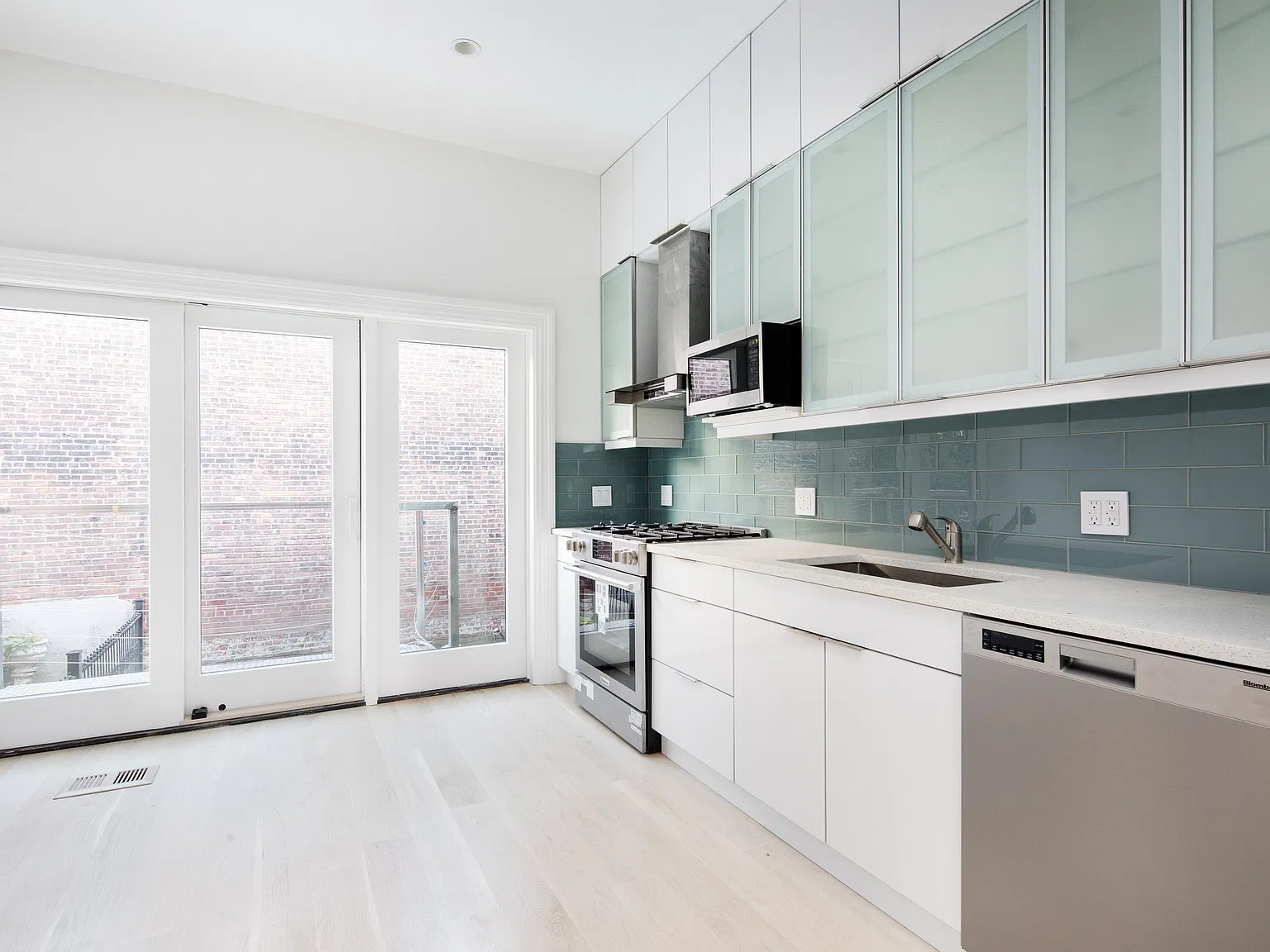 137 Milton Street — Photo 3