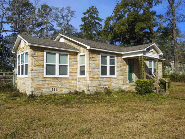 1114 Carrin Dr, Tallahassee, FL 32311