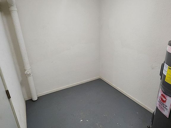 4th image of 10051 W Lisbon Ave #10061
