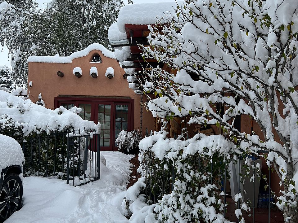 1st image of 214 Polaco St