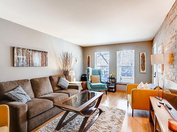 3rd image of 1201 N Galapago St #106