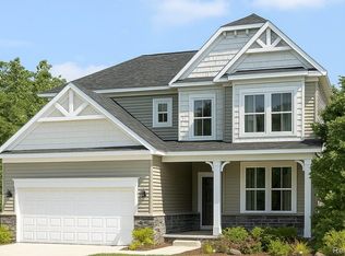 30116 Norway Dr, New Hudson, MI 48165