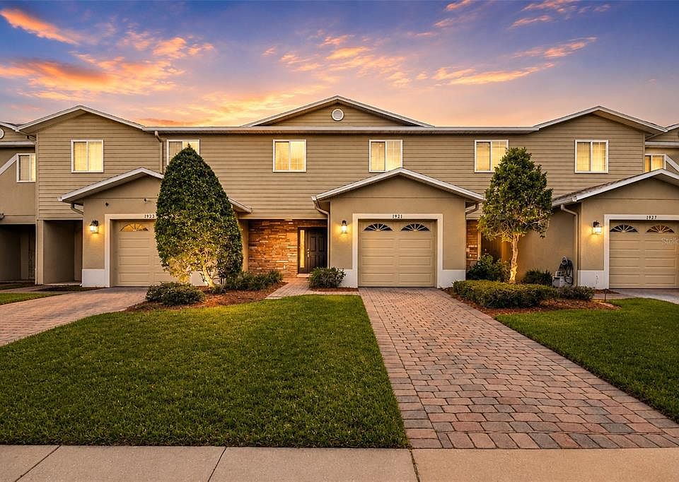 1st image of 1921 CHATHAM PLACE DRIVE
