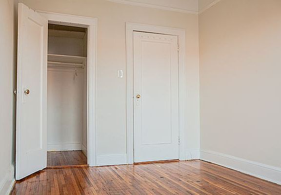 3rd image of 362 Midwood St #3