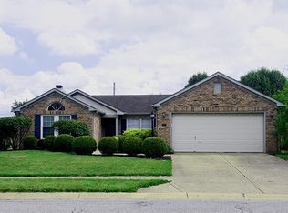 7845 Bent Willow Dr, Indianapolis, IN