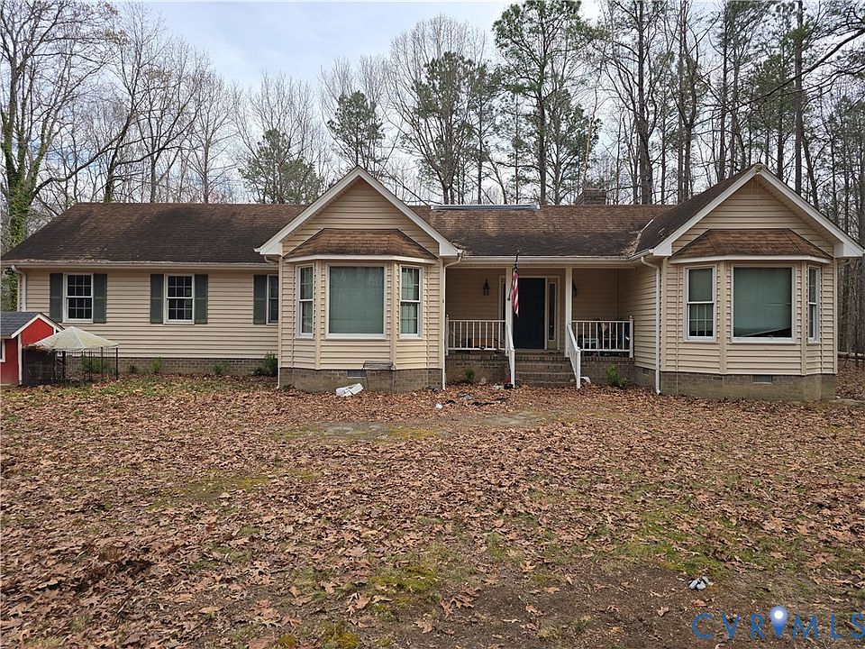 1st image of 564 Pine Ln