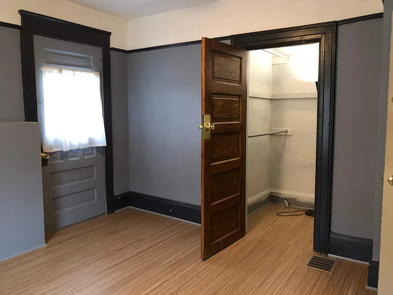 1518 Kenilworth Ave — Photo 22