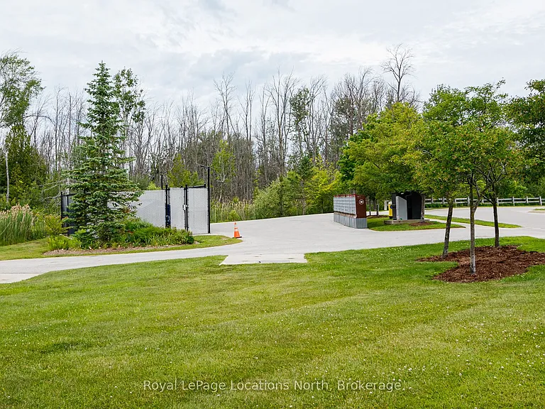 12 Silver Glen Blvd — Photo 34