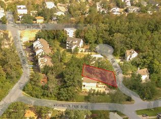 Rue Du Lac, Michigan city, IN 46360