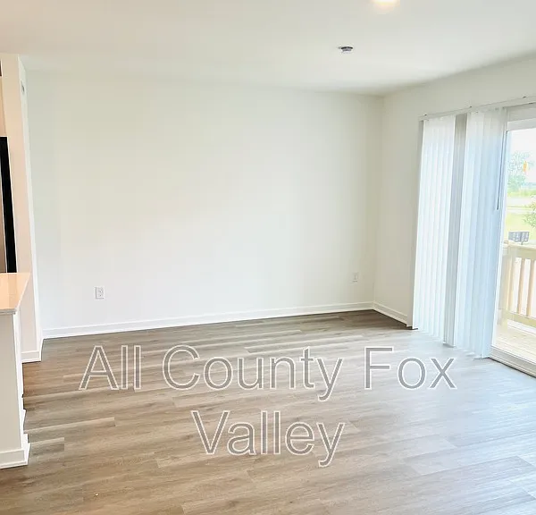 879 Briar Glen Ct — Photo 8
