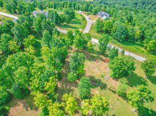43 Gold Dust Dr, Mount Vernon, KY 40456