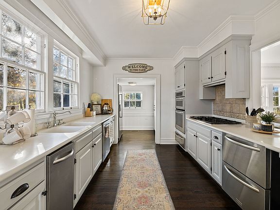 30th image of this home