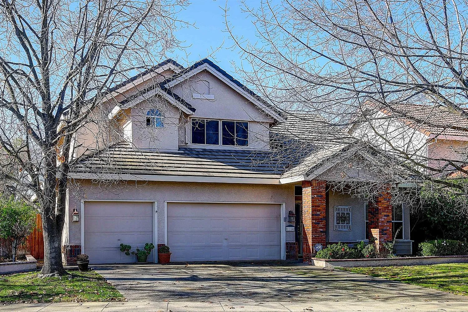 8164 Finmere Way photo 1