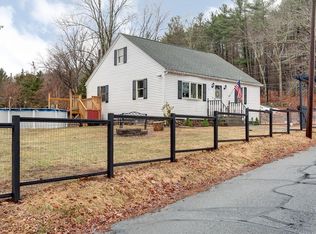 8 Fort Sumpter Rd, Southbridge, MA 01550