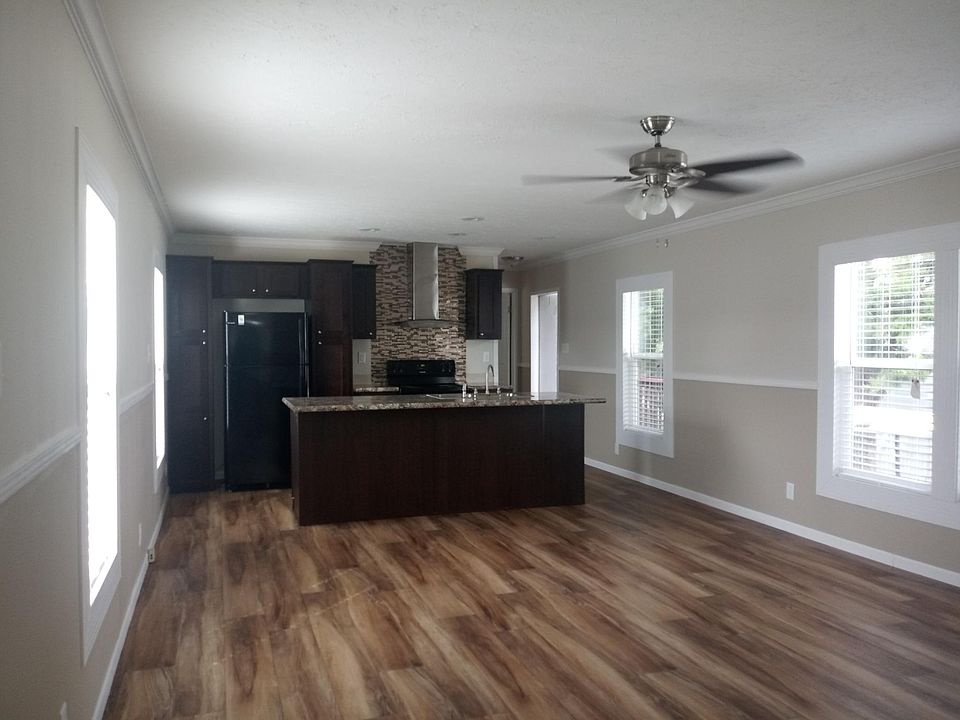 2nd image of 9203 Oviedo Rd