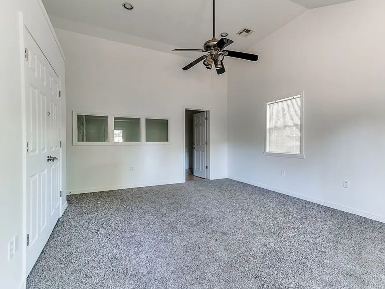 4820 W Uniontown St N — Photo 20