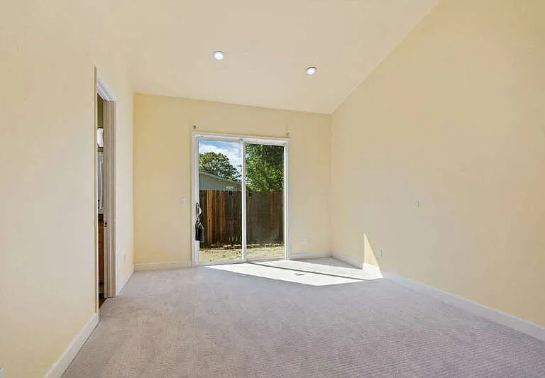 2621 Mysin Way — Photo 19
