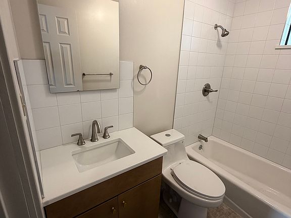 4th image of 2121 E Saint Vrain St