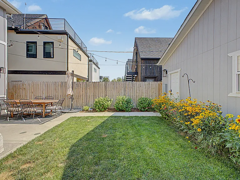 1371 Raleigh St — Photo 39
