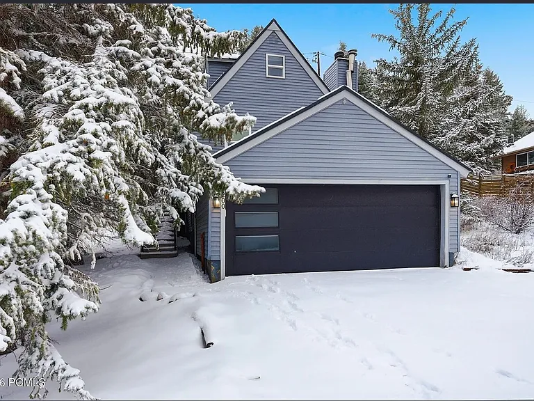 200 Aspen Dr — Photo 12