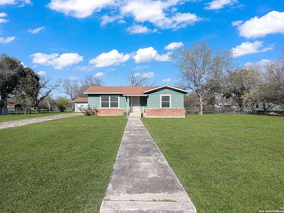 3rd image of 359 Glenoak Dr