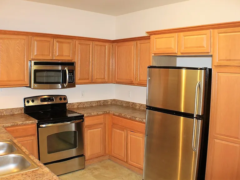 460 Cameron Way — Photo 8