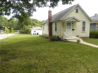 954 21st Ave SW, Cedar Rapids, IA 52404