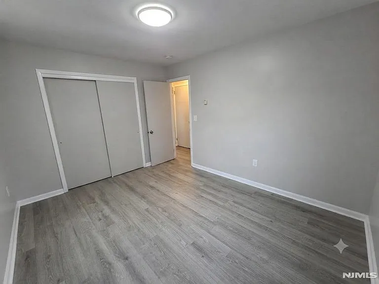 166 Carmita Ave #2 — Photo 8