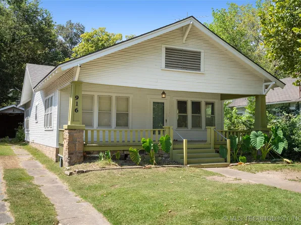 916 S Okmulgee Ave, Okmulgee, OK 74447
