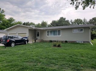 104 Whitmar St, Dorchester, NE 68343