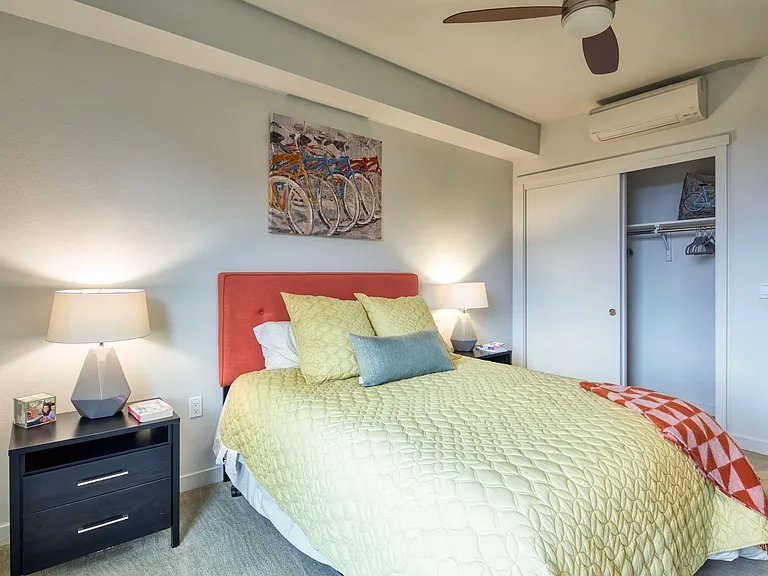 EVIVA Midtown Apartments — Photo 26