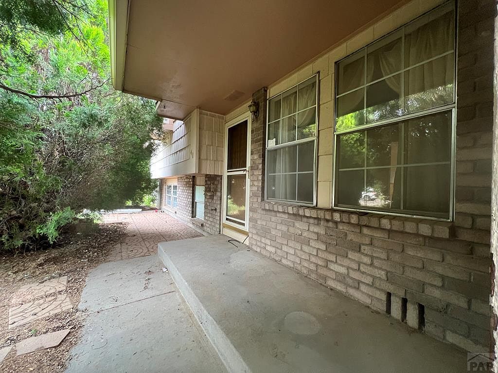 41 S Briarwood Pl, Pueblo, CO 81005 Zillow