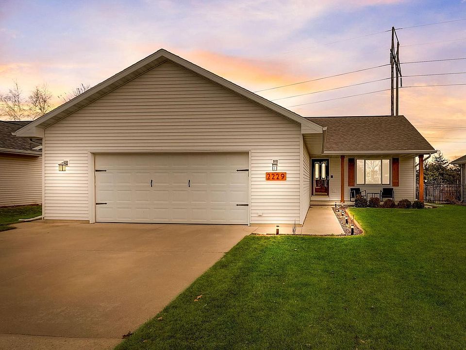1st image of 2229 High Meadows LANE