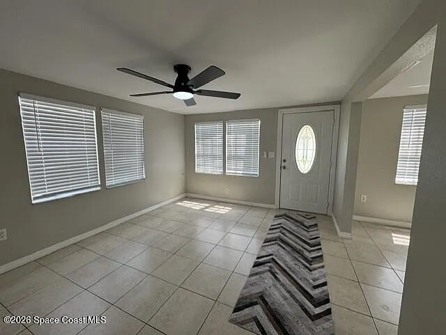 1841 Baldwin St — Photo 3