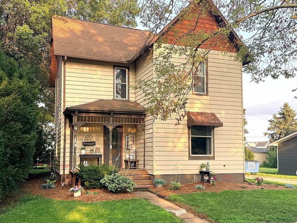 1st image of 305 N Green St
