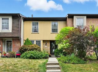 3049 Glencrest Rd #27, Burlington, ON L7N3K1