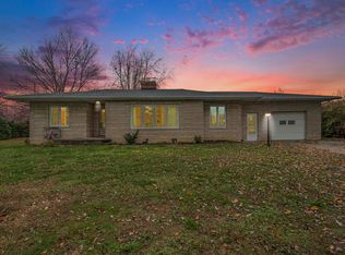 14623 S County Line Rd, Syracuse, IN 46567