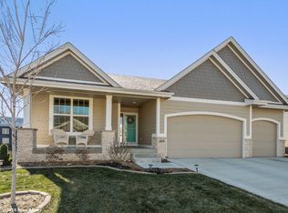 909 Shelby Dr, Adel, IA 50003