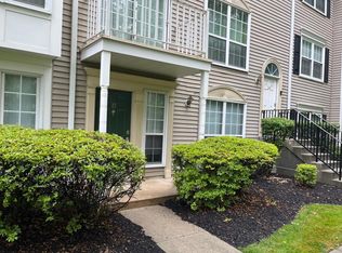 23 Cheverny Ct, Hamilton, NJ 08619