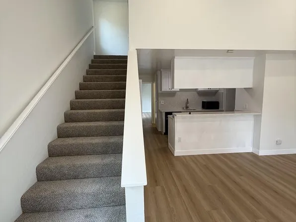 65 Grandview St Unit B, Santa Cruz, CA 95060