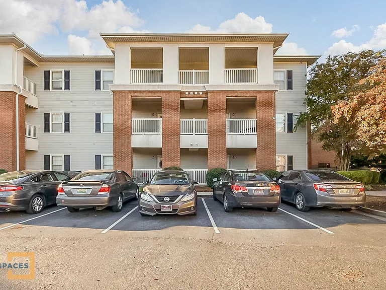 3218 Veterans Memorial Pkwy #3X3 — Photo 54