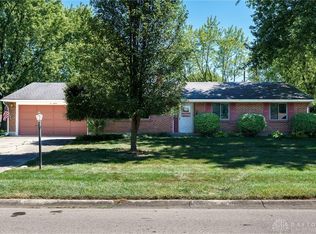 520 Vineland Trl, Dayton, OH 45430