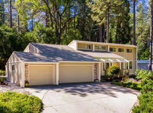 11693 Forest View Dr, Nevada City, CA 95959
