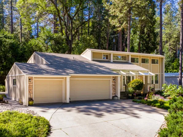 11693 Forest View Dr, Nevada City, CA 95959