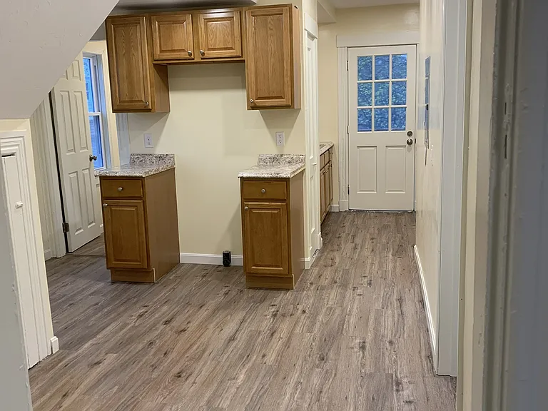 47 Maywood St #3 — Photo 8